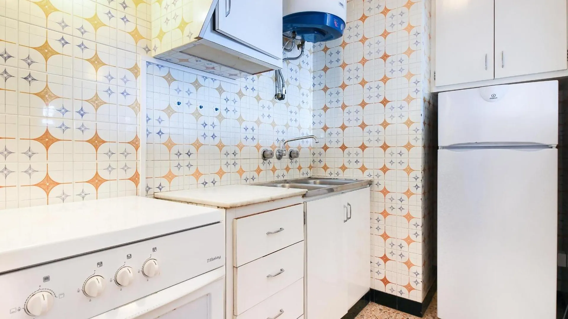Apartamento Llanca Vacaciones. Apartamento Con Vistas Al Mar - Es-228-21